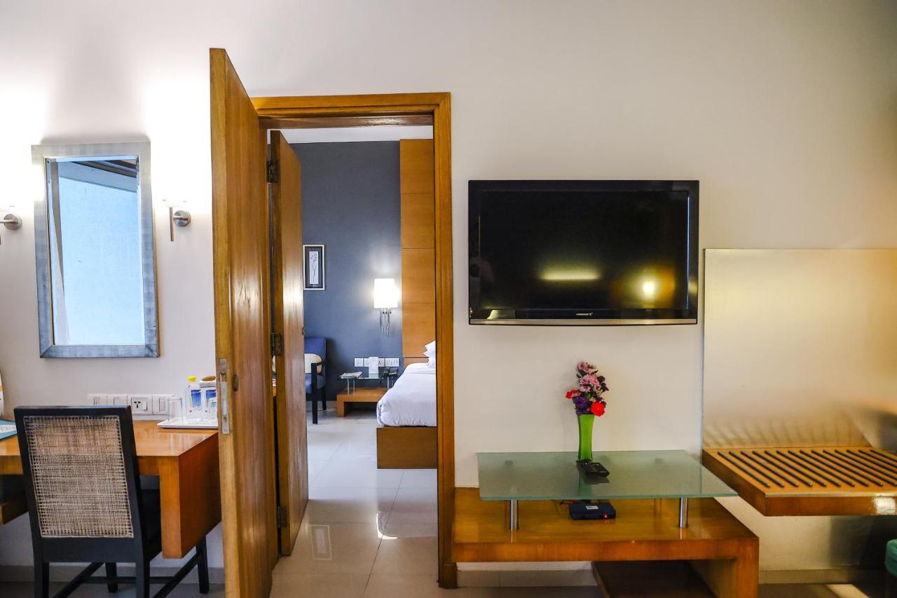 Krishna Palace Hotel Bombay Extérieur photo