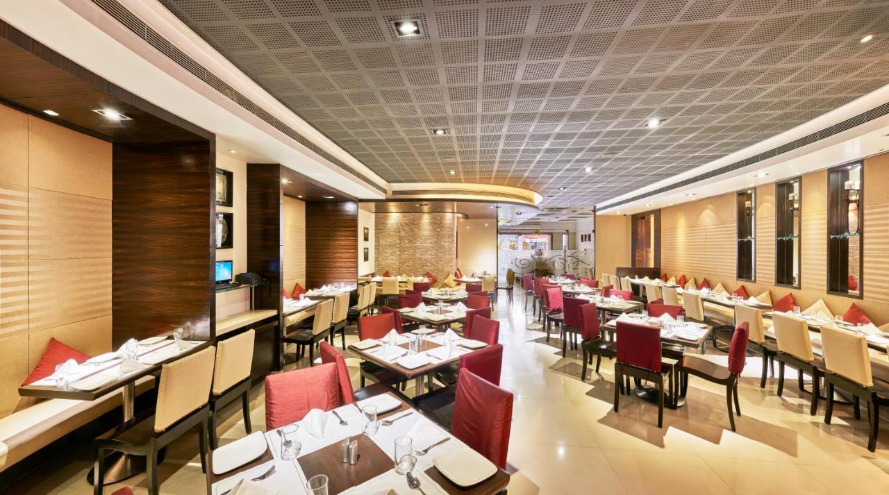 Krishna Palace Hotel Bombay Extérieur photo