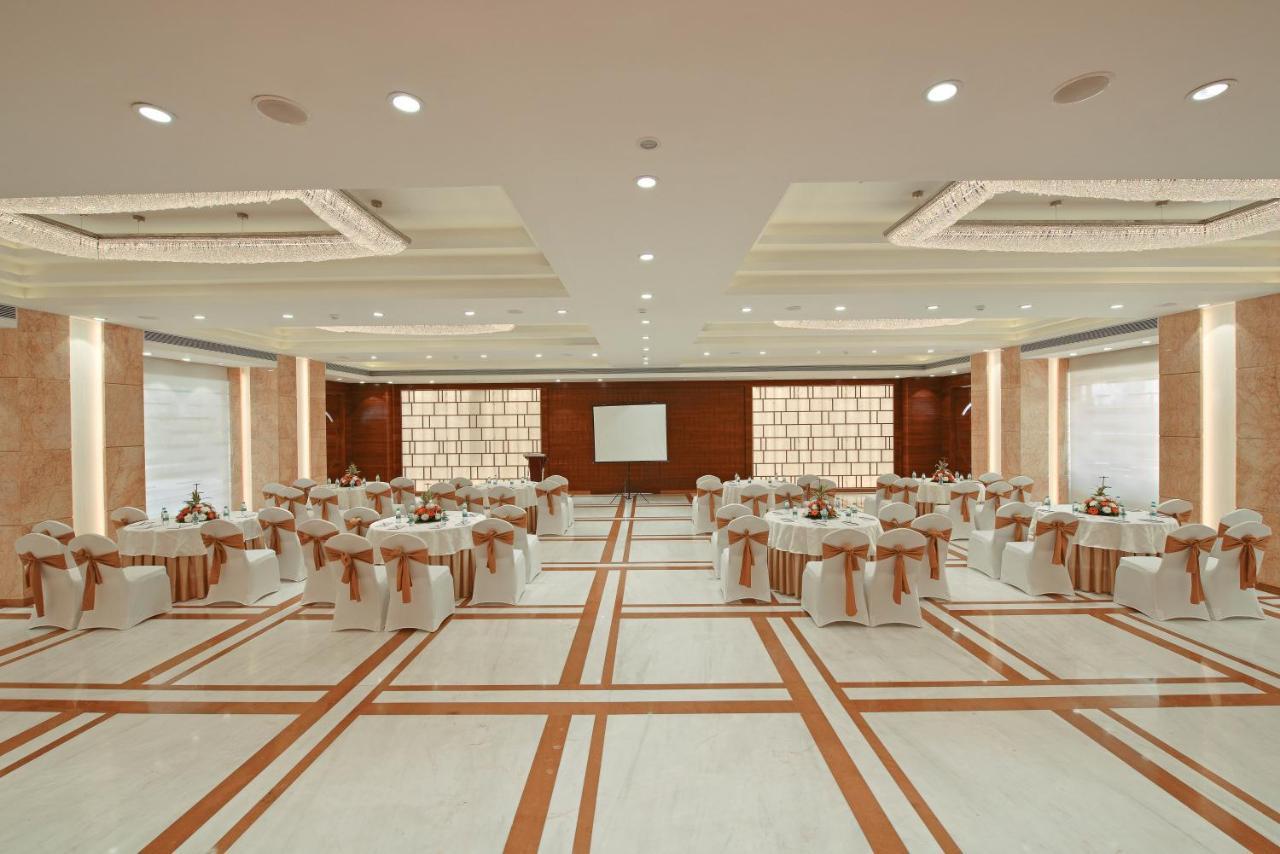 Krishna Palace Hotel Bombay Extérieur photo