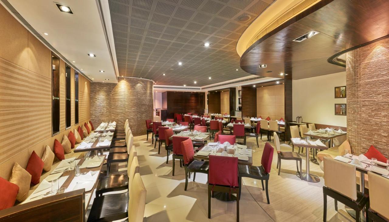 Krishna Palace Hotel Bombay Extérieur photo